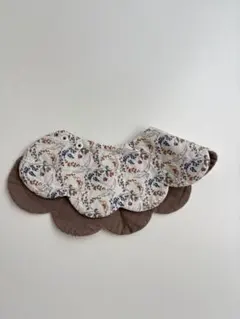 ハンドメイド　花柄スカラップデザイン リバーシブルスタイ