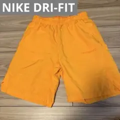 Nike Dri-FIT オレンジ ショートパンツ S