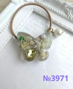 メグえもん様お取り置き№3971 蝶々型フラワーレジンヘアゴム