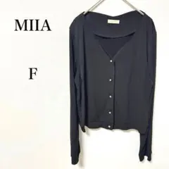 MIIA ミーア　ブラックVネックカーディガン ボタン花柄　FREE