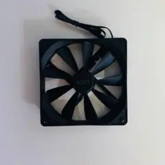 [美品・即日発送] NZXT 120mm ケースファン