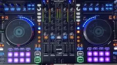 希少　 DENON DJ MC7000 デッキセーバー付属品や箱全て揃ってますのサムネイル