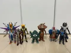 d*7様 ウルトラマンシリーズ 怪獣フィギュア 8体セット