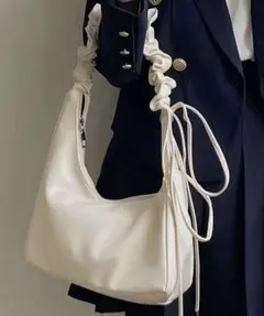 【2WAY/3WAY】シャーリングリボンレザーショルダーバッグ