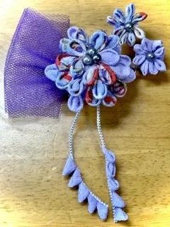 一点品　紫色の花の髪飾り　つまみ細工　成人式　七五三　結婚式　訳あり