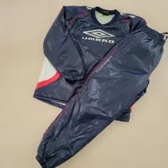 UMBRO アンブロ中綿ピステ 　Mサイズ
