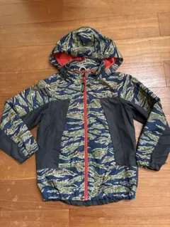 迷彩柄フード付きジャケット