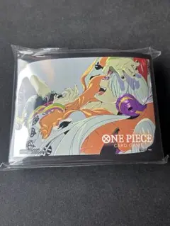 ワンピースカード 公式スリーブ リミテッドカードスリーブ　ウタ 新品未使用