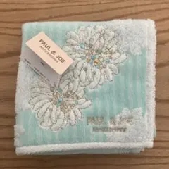 PAUL & JOE 花柄タオルハンカチ