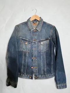 Item thumbnail for item f601b2d9-9928-49e4-a6ab-e1a2091b81d8