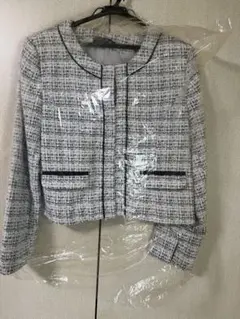 Item thumbnail for item 6e562c18-9b51-42bc-bc3e-e5736bbd030c