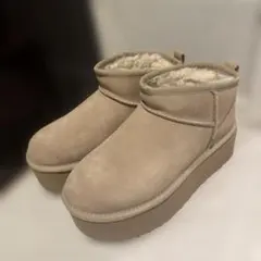 2026年最新】アグ厚底ブーツの人気アイテム - メルカリ