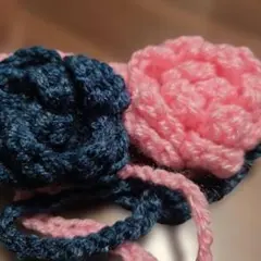 バラの花 チョーカー ピンク とネイビー2色組　毛糸手編み　Y2Kアイテム
