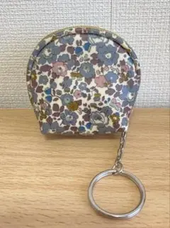 【新品】INTERMODE 花柄コインケースリバティー　約7cm×7cm 母の日