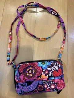 Vera Bradley ショルダーバッグ 花柄のサムネイル
