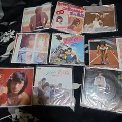 西城秀樹　シングルレコードのサムネイル
