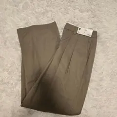 【新品タグ付き】GU チノバレルレッグタックパンツ ベージュ S ジーユー