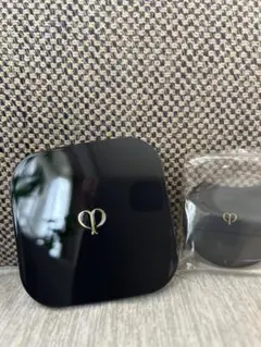 クレ・ド・ポー　ポー　ボーテ　タンクッションエクラ　ルミヌをセットする専用ケース