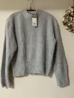 新品　未着用　GU シャイニークルーネックセーター