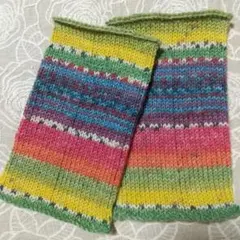 手編みリストウォーマー☆フレッシュサラダ