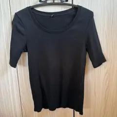 UNIQLO ブラック 半袖Tシャツ L