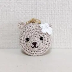 あみぐるみくまさんのマカロンポーチ