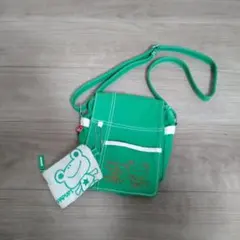 PAPUPI カエル柄 ショルダーバッグ グリーンのサムネイル