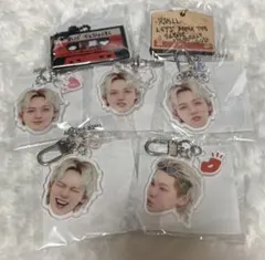 treasure ヒョンソク 顔アクキー 喜怒哀楽 カプセルトイ コンプリート