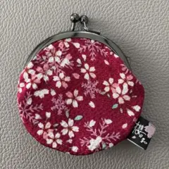 Item thumbnail for item 38083b68-5fe6-434e-a77e-9a242e9a349f