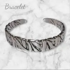 Item thumbnail for item c8ed2c7c-7b5b-4aad-b0ae-4f5627853106