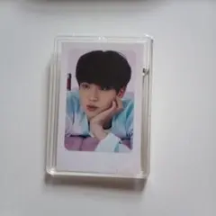 K-POP フォトカード クリアケース付き　ジン
