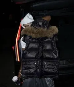 ブラック ダウン・ベストファー付き　y2k