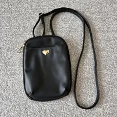 キッズ　マルチポシェット　a.V.V