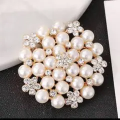 ブローチ　パール　ラインストーン フラワー 卒業式　卒園式　入学式　入園式