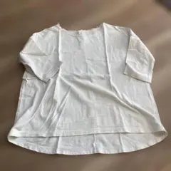 ホワイトバックボタン付きカットソー