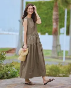 23区【接触冷感/洗える】ストレッチラミータフタ ワンピース - メルカリ