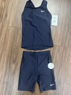 Nike セパレート水着 130 ネイビー　めくれ防止ボタン付き
