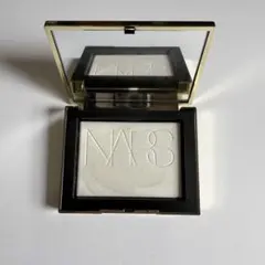 NARS ライトリフレクティングセッティングパウダー　限定色のサムネイル