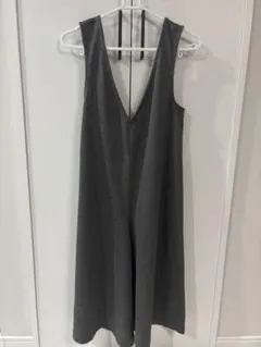 【未使用美品】ダークグレー Vネック サロペット