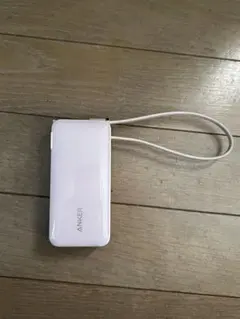 Anker モバイルバッテリーのサムネイル