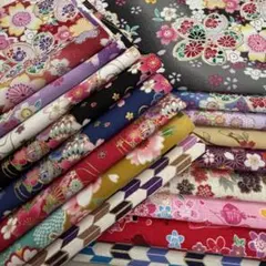 和柄はぎれ　　綿プリント生地　　17枚