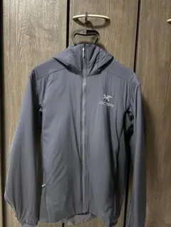 ネイビー マウンテンパーカー