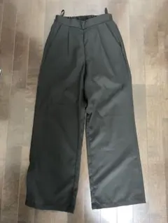 ワンタックワイドパンツ