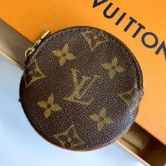 美品✨ルイヴィトン　コインケース　モノグラム　ポルトモネロン　丸形