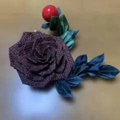 つまみ細工薔薇のコサージュ 大島紬使用 ブローチ