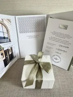 Van Cleef & Arpels 2025ホリデーネックレス