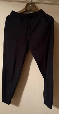 ユニクロ　ウルトラストレッチアクティブジョガーパンツ　UNIQLO XSサイズ