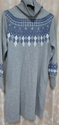 め*ー様 グラニフタートルネックワンピース