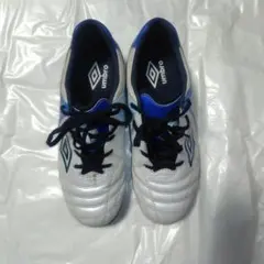 サッカースパイク umbro 23.0cm