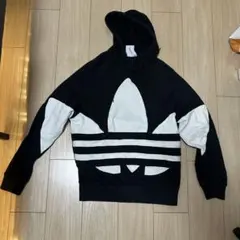 アディダス　デカロゴ フード付きパーカー 黒白